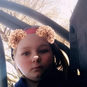 Meet your Posher, Tia